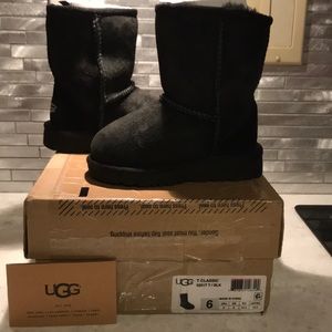 Toddler girl Ugg boot